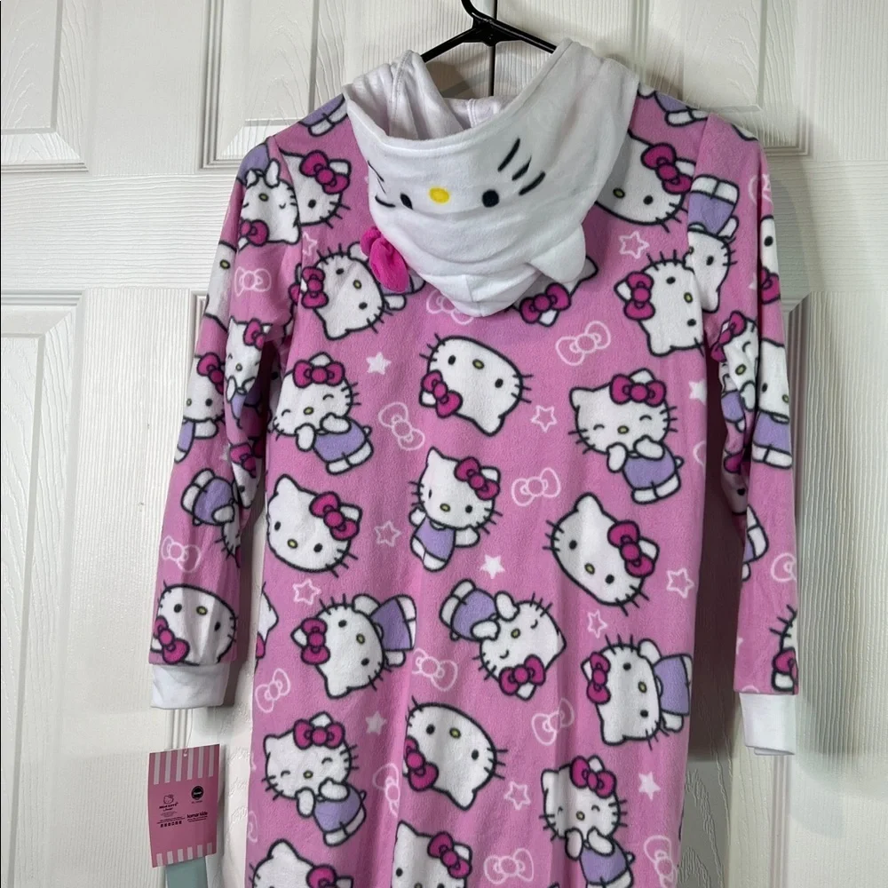 Sanrio Hello Kitty Pink and White Hooded Onesie Size M (7/8)